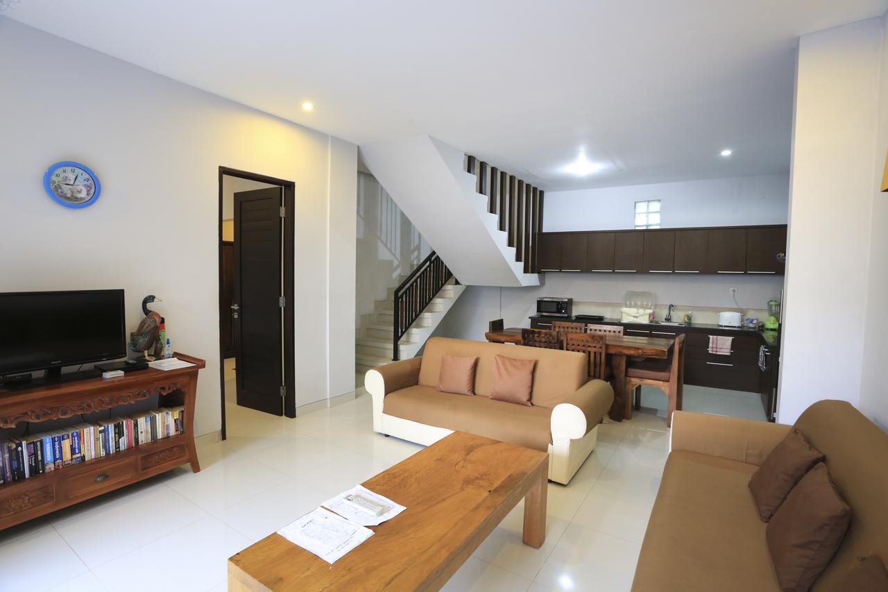 Nyoman Sanur (Bali)